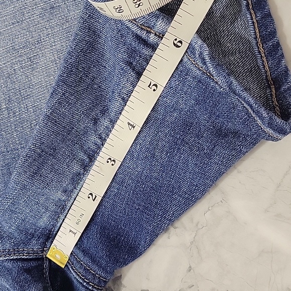 LOFT Women's Denim Short in size 4/27 - Picture 9 of 12